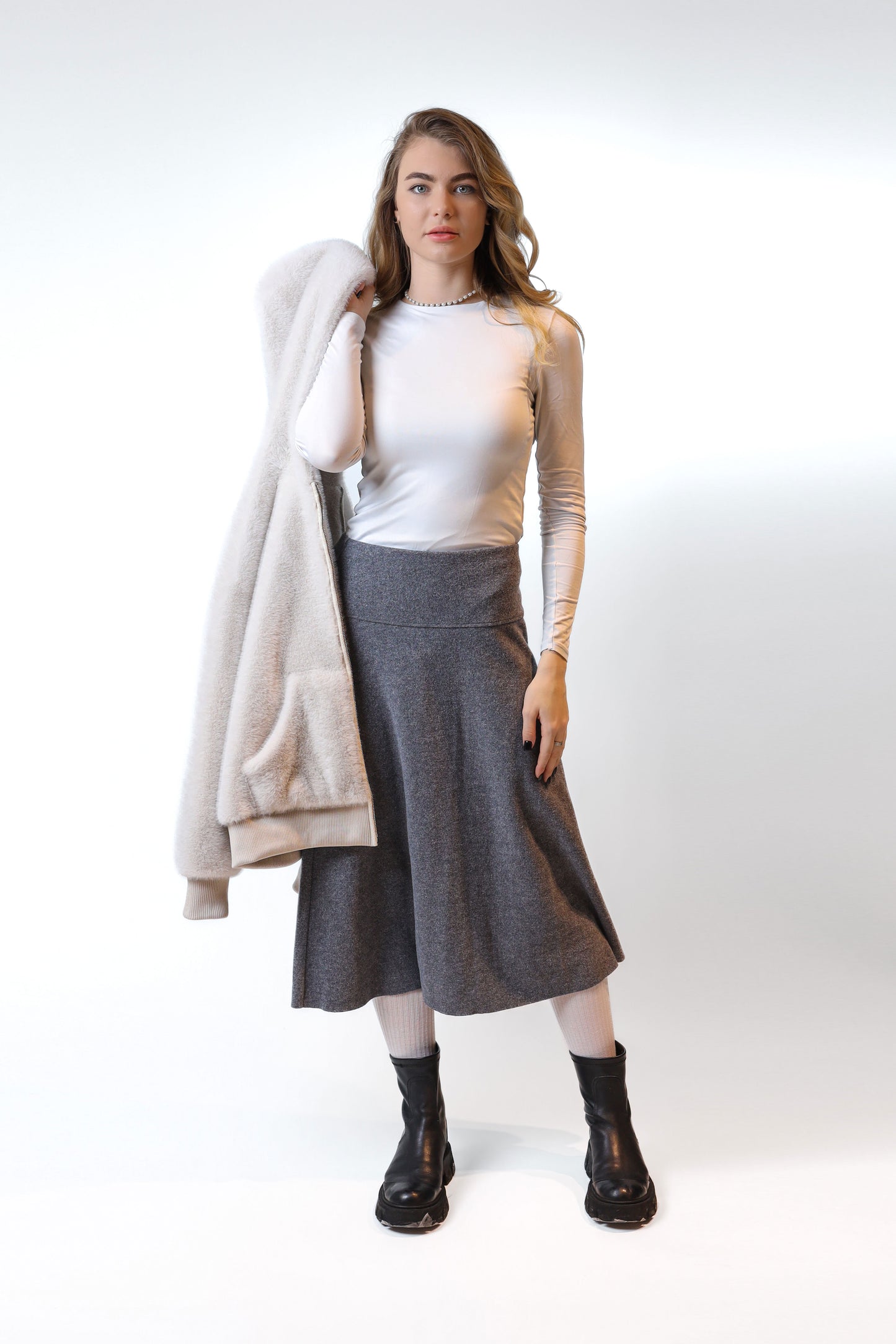 Short Teddy Faux Fur Bomber – Beige Cloud