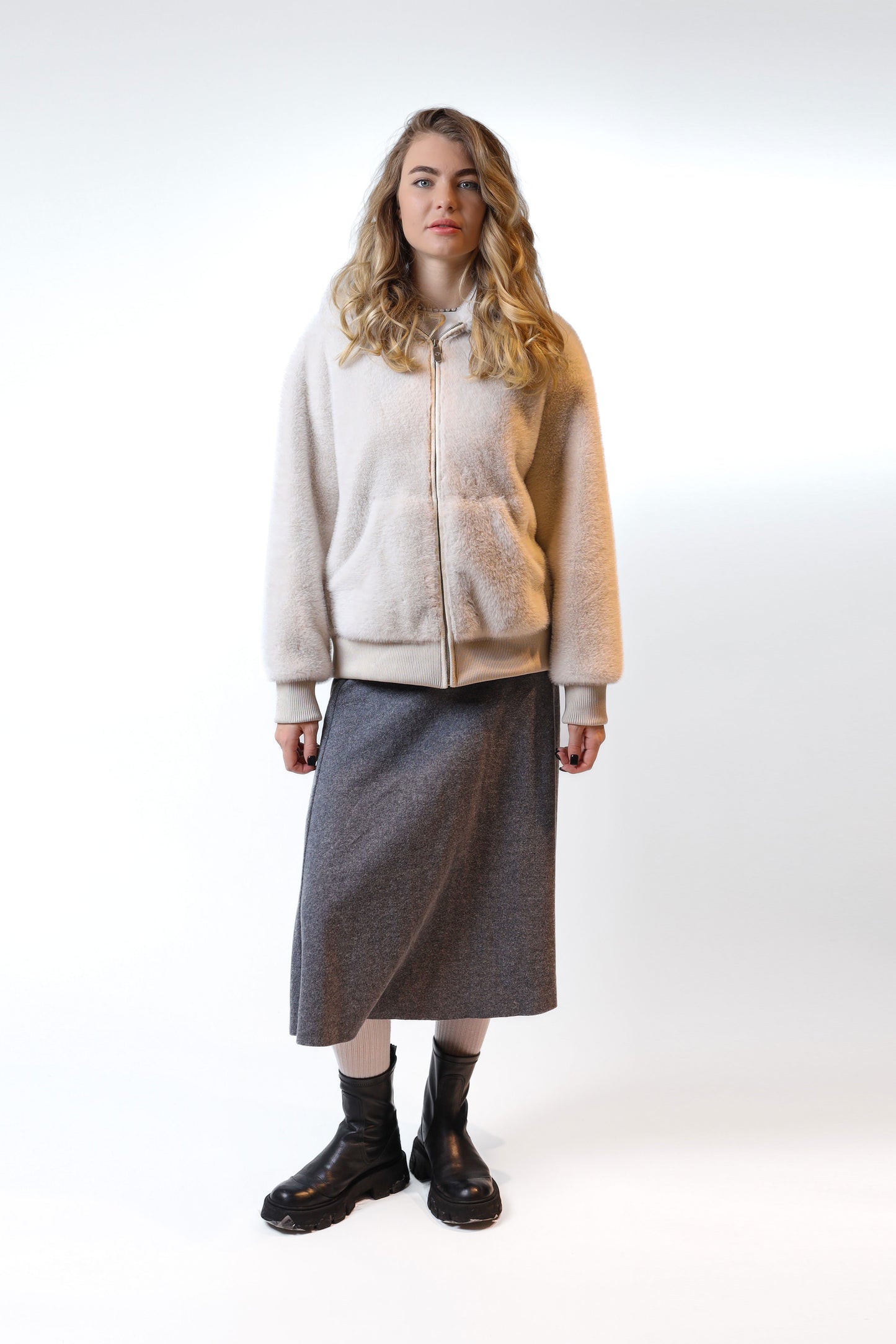 Short Teddy Faux Fur Bomber – Beige Cloud