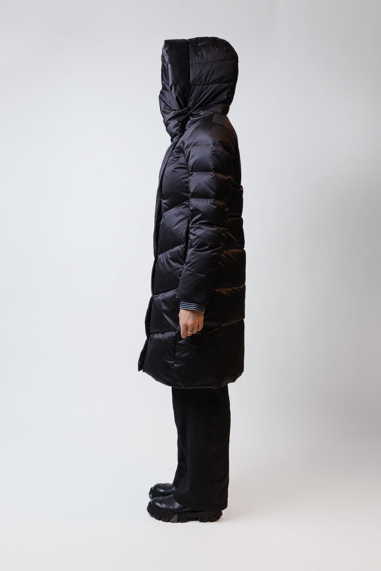 Dark Navy Down Coat – Side Quilted Design