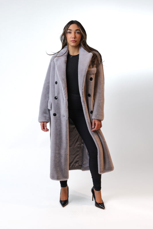 Long Teddy Faux Fur Coat – Grey Elegance