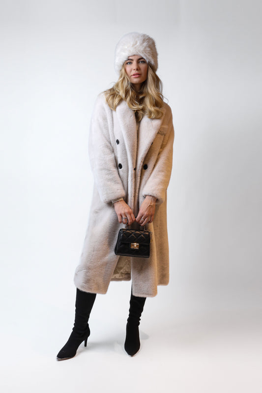 Double-Breasted Faux Fur Coat – Classic Beige Elegance