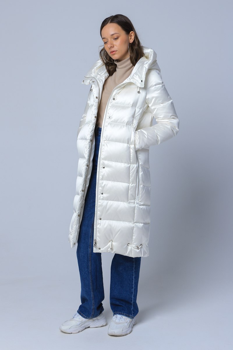 Long white down coat with a hood